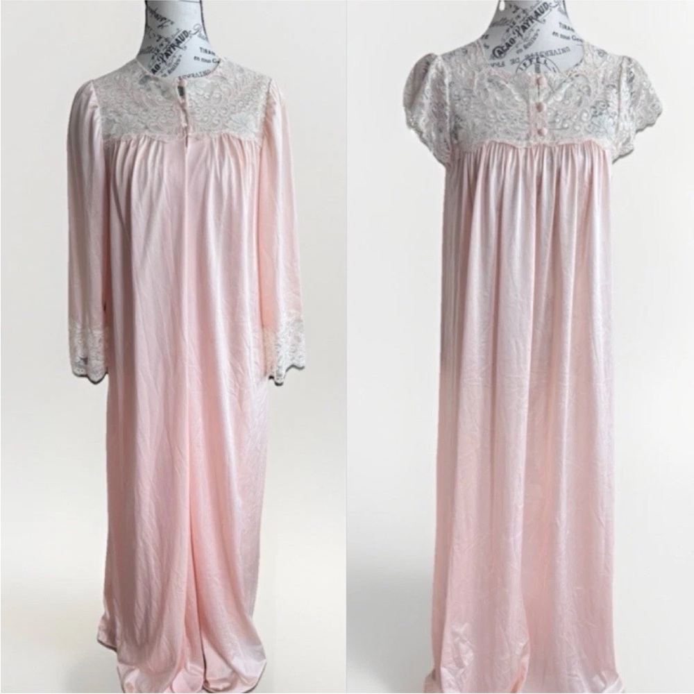 Vintage 70s ShadowLine Nightgown Lace Pastel Peach Pink Long Sleeveless Petite